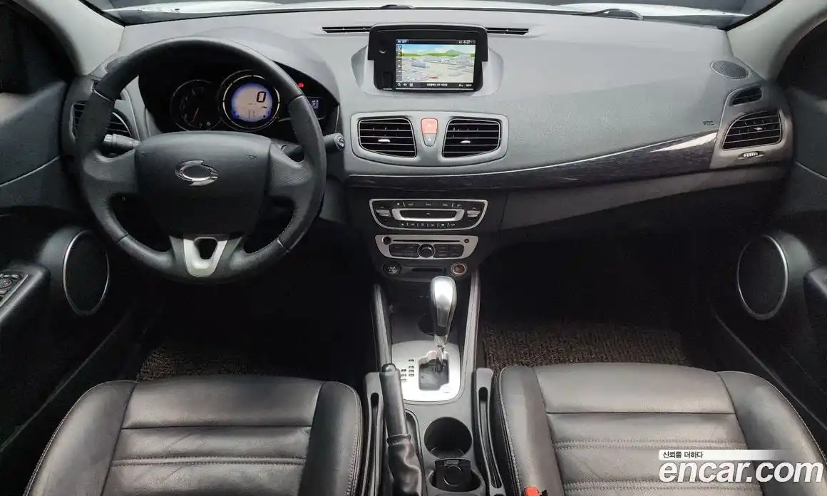 Renault SM3 2015 1.6 Автомат в Москве № 107247, фото 1