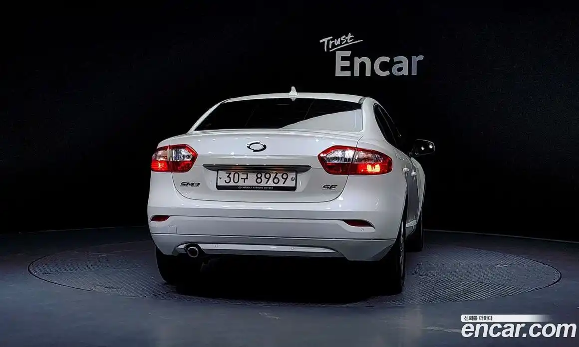 Renault SM3 2015 1.6 Автомат в Москве № 107247, фото 13