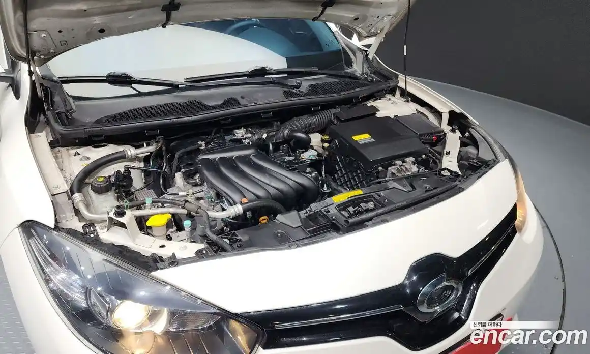 Renault SM3 2015 1.6 Автомат в Москве № 107247, фото 18