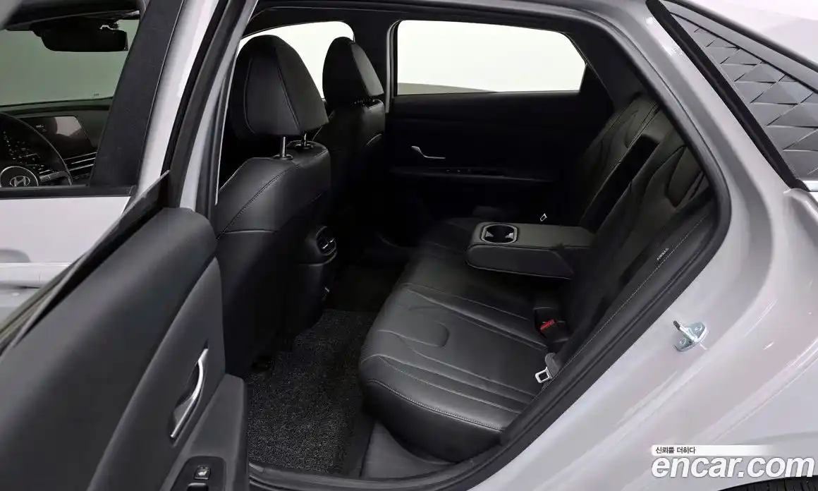 Hyundai Avante 2025 1.6 Автомат в Москве № 108331, фото 16