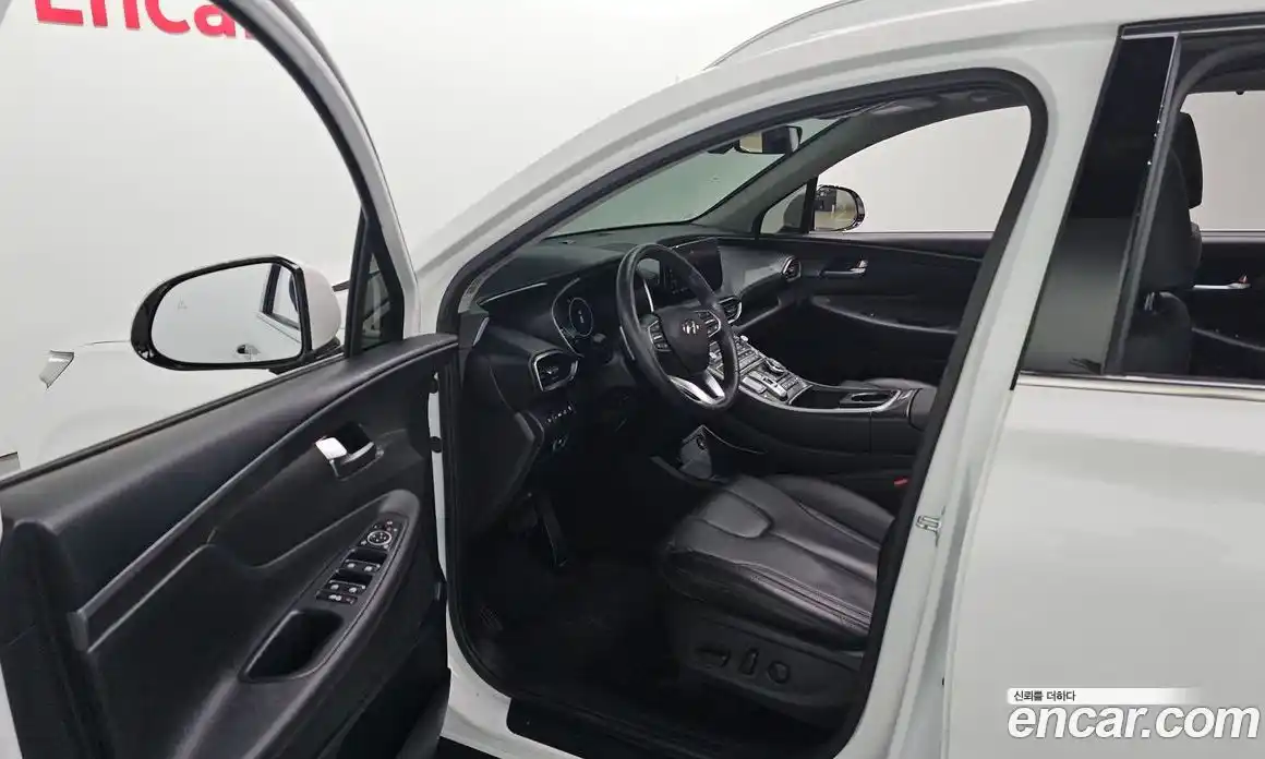 Hyundai Santa Fe 2022 2.2 Автомат в Москве № 111376, фото 7