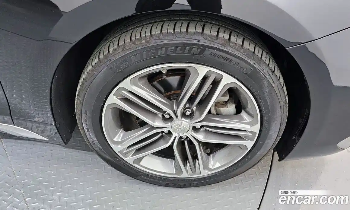 Hyundai Grandeur 2019 3.0 Автомат в Москве № 111768, фото 12