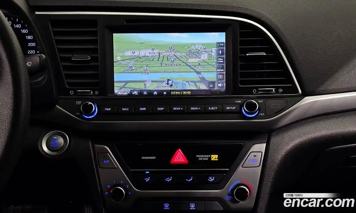 Hyundai Avante 2018 1.6 Автомат в Москве № 113075, фото 15