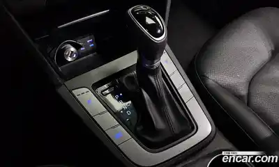 Hyundai Avante 2018 1.6 Автомат в Москве № 113075, миниатюра 4