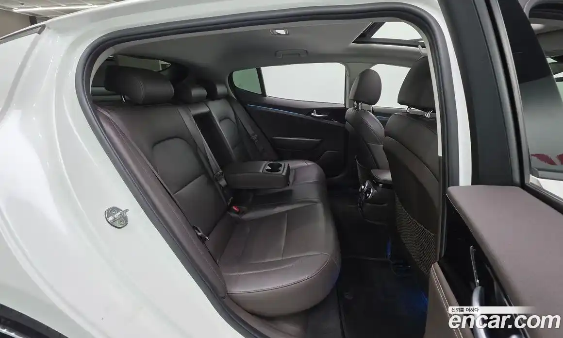 Kia Stinger 2018 2.0 Автомат в Москве № 120199, фото 11