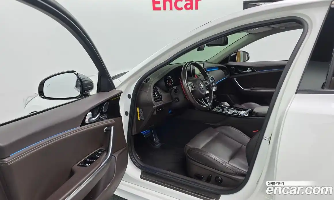 Kia Stinger 2018 2.0 Автомат в Москве № 120199, фото 15