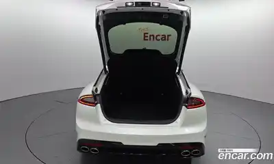 Kia Stinger 2018 2.0 Автомат в Москве № 120199, миниатюра 9