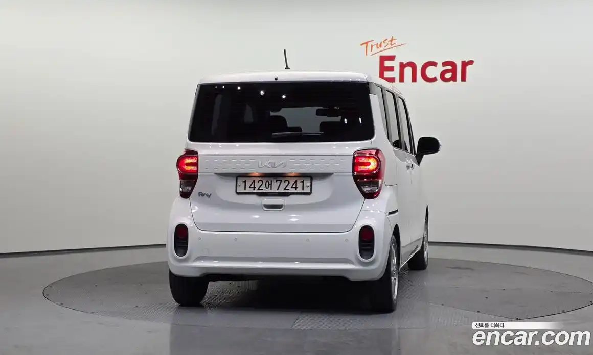 Kia Ray 2022 1.0 Автомат в Москве № 121264, фото 8