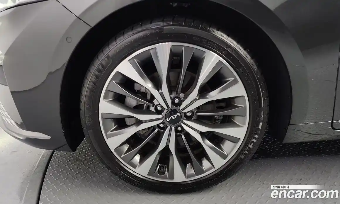 Kia K8 2023 2.5 Автомат в Москве № 122005, фото 16