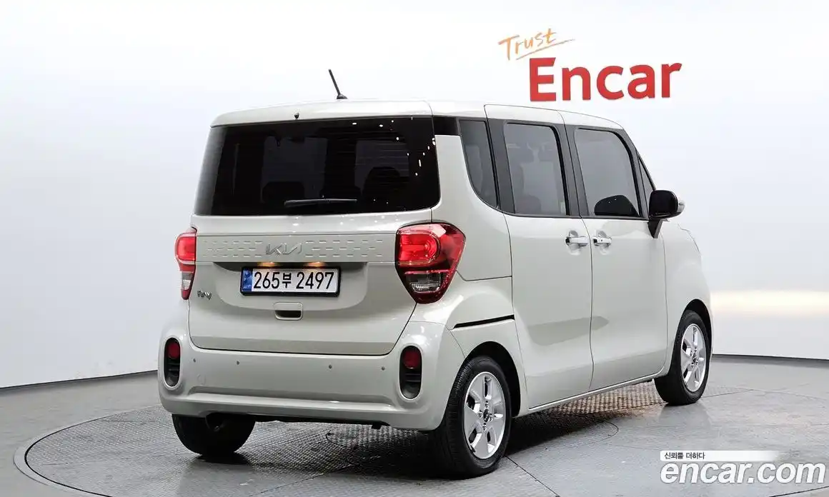 Kia Ray 2022 1.0 Автомат в Москве № 123981, фото 17