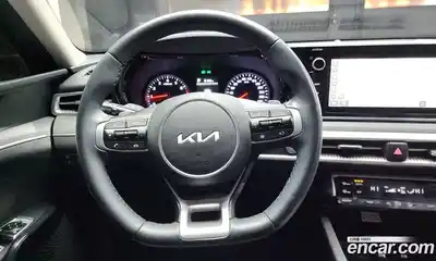 Kia K5 2023 1.6 Автомат в Москве № 124000, миниатюра 5