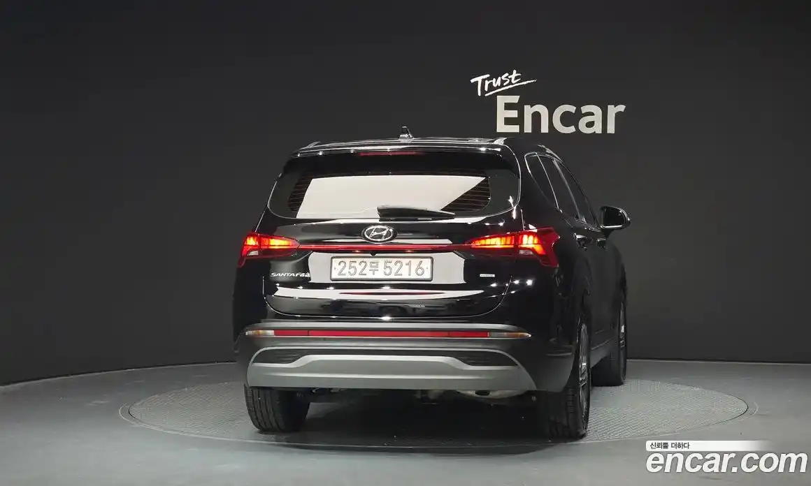 Hyundai Santa Fe 2023 2.2 Автомат в Москве № 126341, фото 18