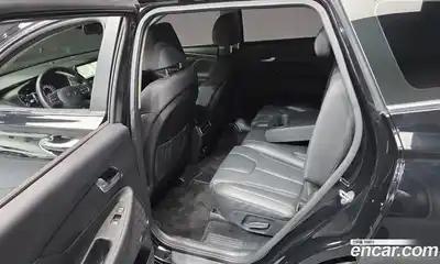 Hyundai Santa Fe 2023 2.2 Автомат в Москве № 126341, миниатюра 3