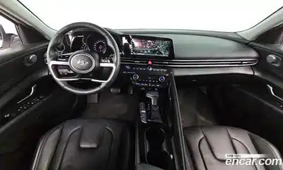 Hyundai Avante 2023 1.6 Автомат в Москве № 126570, миниатюра 11