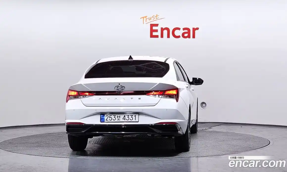 Hyundai Avante 2023 1.6 Автомат в Москве № 126570, фото 18