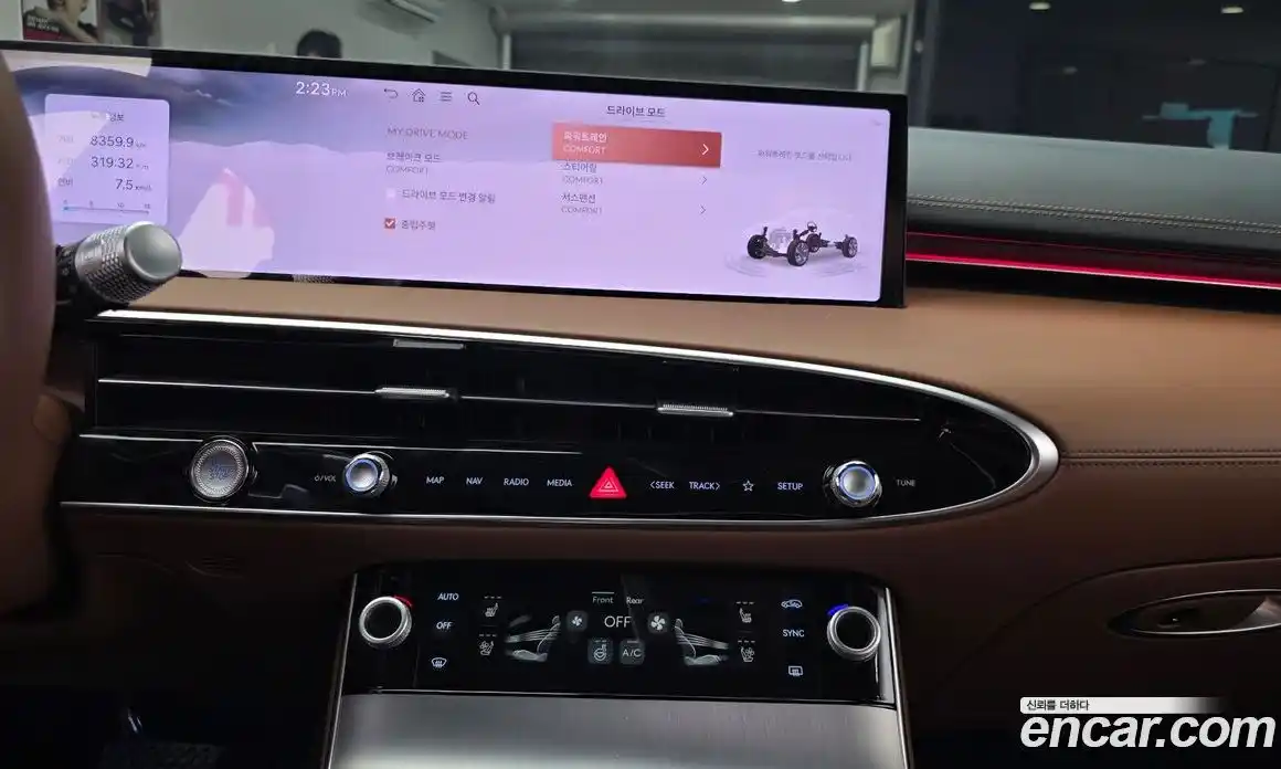 Genesis GV70 2025 2.5 Автомат в Москве № 127287, фото 12