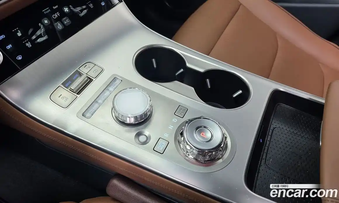 Genesis GV70 2025 2.5 Автомат в Москве № 127287, фото 20