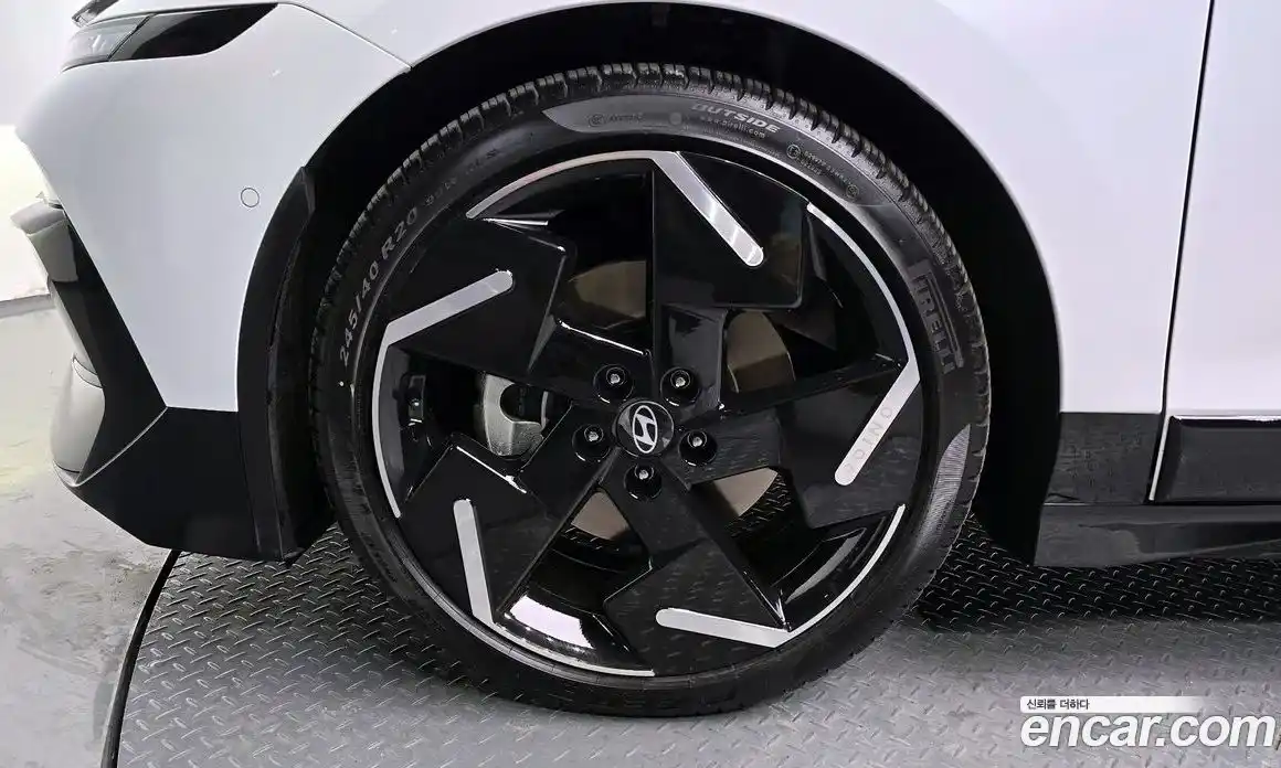 Hyundai Ioniq 6 2026 0.1 Автомат в Москве № 130073, фото 5