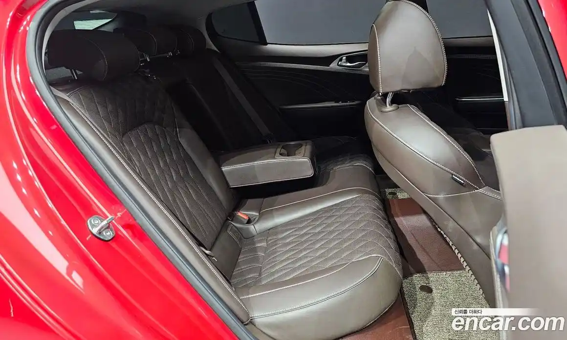 Kia Stinger 2021 2.5 Автомат в Москве № 134087, фото 7