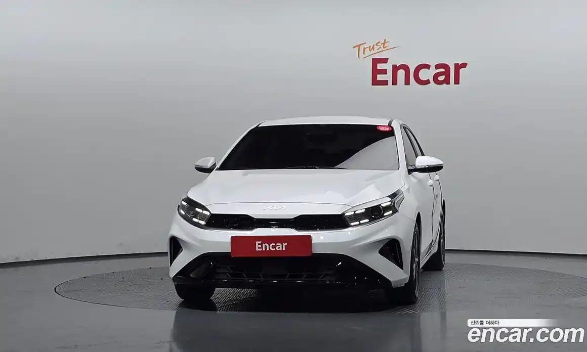 Kia K3 2022 1.6 Автомат в Москве № 134128, фото 1