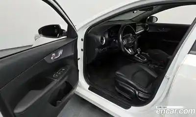 Kia K3 2022 1.6 Автомат в Москве № 134128, миниатюра 8