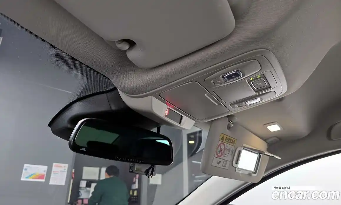 Renault SM6 2023 1.3 Автомат в Москве № 140114, фото 15