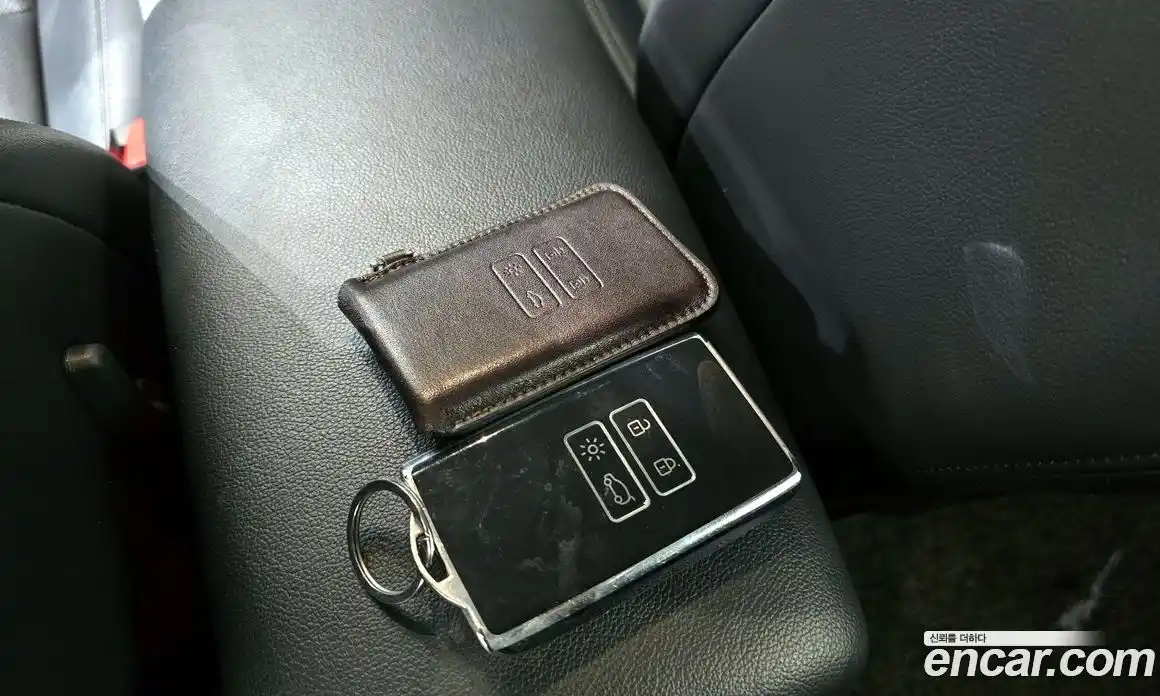 Renault SM6 2023 1.3 Автомат в Москве № 140114, фото 18