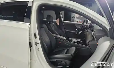 Mercedes-Benz A-Class 2021 2.0 Автомат в Москве № 142306, миниатюра 5