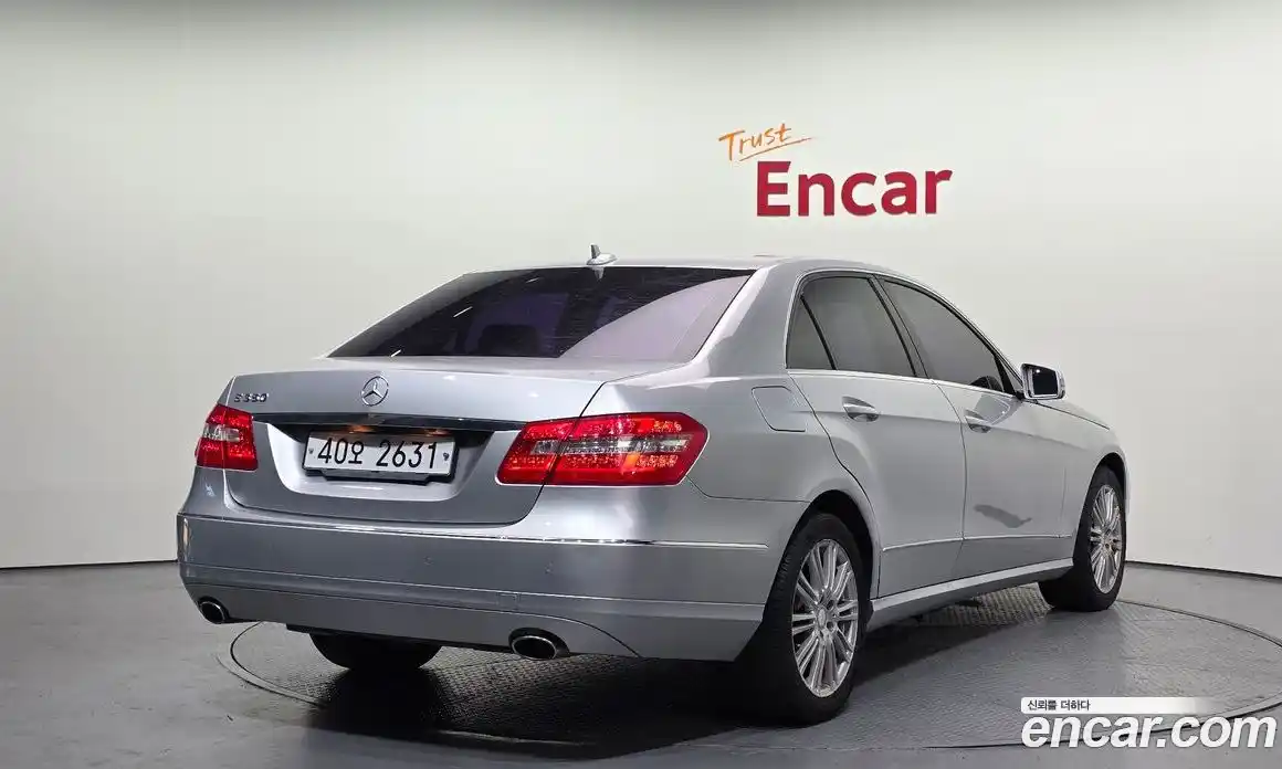 Mercedes-Benz E-Class 2011 3.5 Автомат в Москве № 142973, фото 15