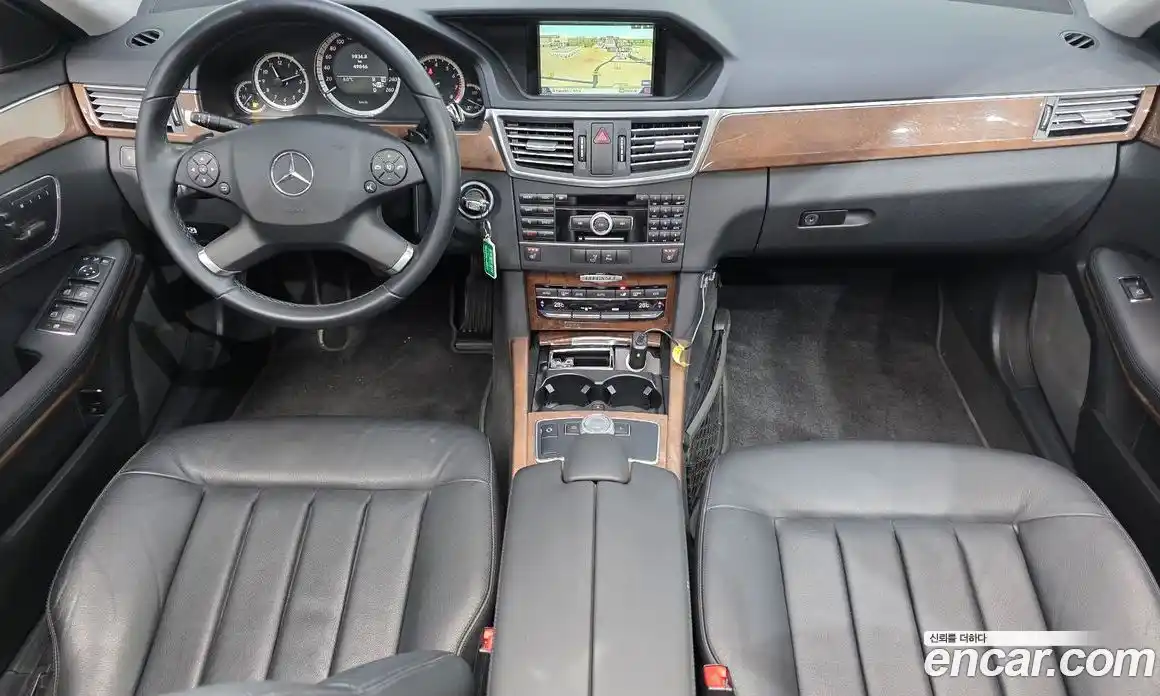 Mercedes-Benz E-Class 2011 3.5 Автомат в Москве № 142973, фото 19