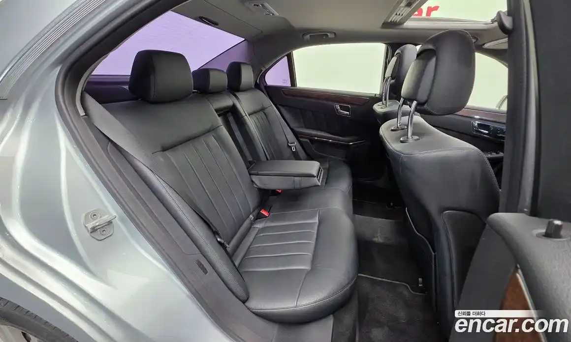 Mercedes-Benz E-Class 2011 3.5 Автомат в Москве № 142973, фото 5