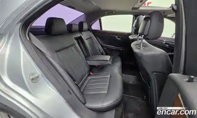 Mercedes-Benz E-Class 2011 3.5 Автомат в Москве № 142973, миниатюра 5