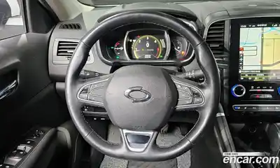 Renault QM6 2017 2.0 Автомат в Москве № 144786, миниатюра 3