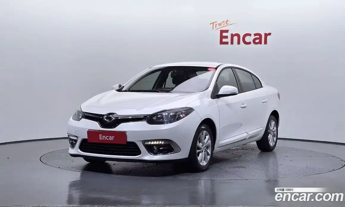Renault SM3 2015 1.6 Автомат в Москве № 147615, фото 1