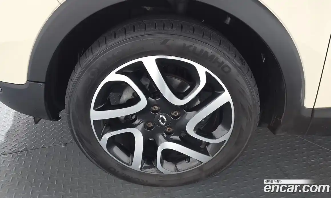 Renault QM3 2016 1.5 Автомат в Москве № 148068, фото 16