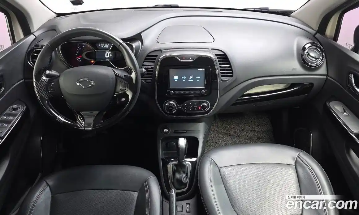 Renault QM3 2016 1.5 Автомат в Москве № 148068, фото 7