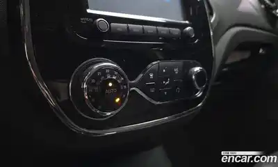 Renault QM3 2016 1.5 Автомат в Москве № 148068, миниатюра 10