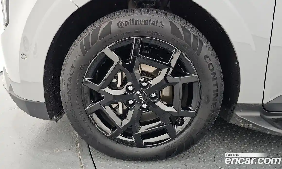 Kia Canival 2024 1.6 Автомат в Москве № 15642, фото 9