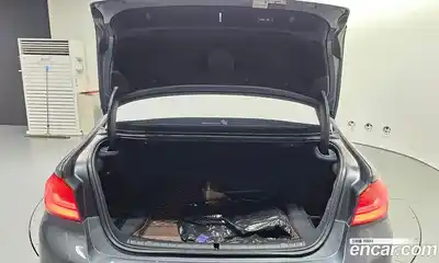 BMW 5-Series 2017 2.0 Автомат в Москве № 158986, миниатюра 2