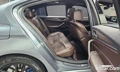 BMW 5-Series 2017 2.0 Автомат в Москве № 158986, миниатюра 4