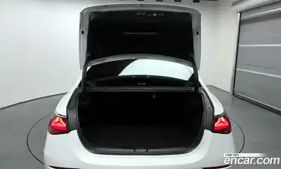 Mercedes-Benz E-Class 2026 2.0 Автомат в Москве № 159928, миниатюра 8