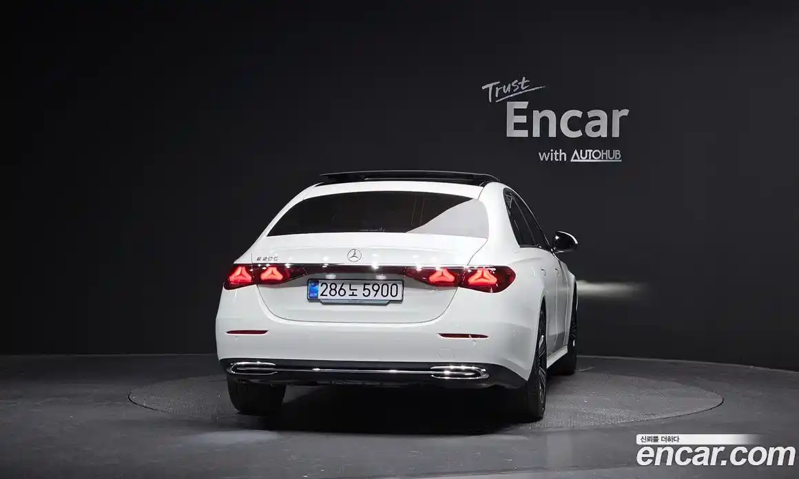 Mercedes-Benz E-Class 2025 2.0 Автомат в Москве № 159971, фото 10