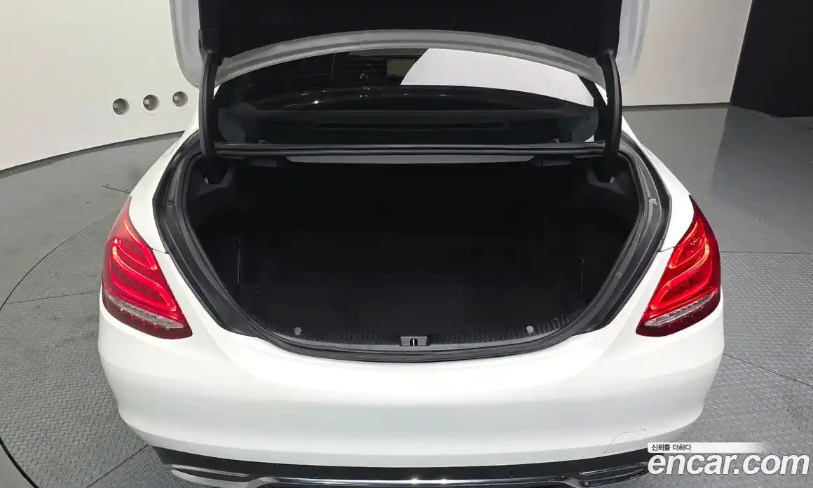 Mercedes-Benz C-Class 2018 2.1 Автомат в Москве № 160584, фото 13