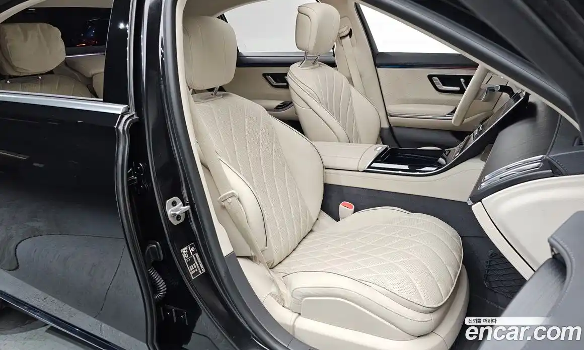 Mercedes-Benz S-Class 2023 3.0 Автомат в Москве № 160820, фото 16