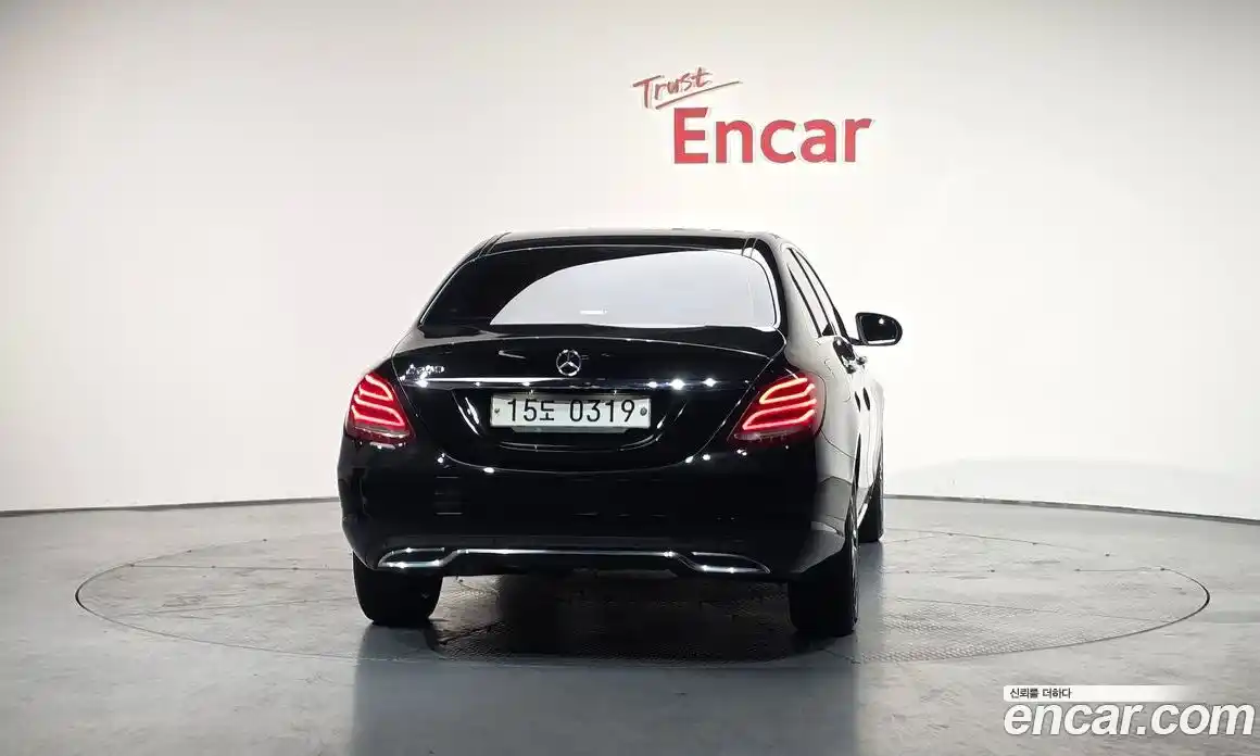 Mercedes-Benz C-Class 2017 2.0 Автомат в Москве № 161538, фото 16