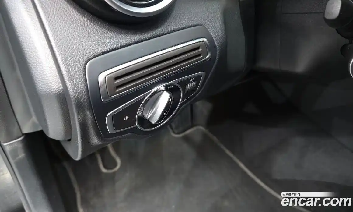 Mercedes-Benz C-Class 2017 2.0 Автомат в Москве № 161538, фото 10