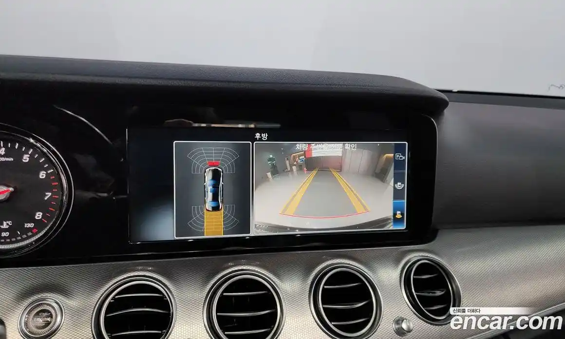 Mercedes-Benz E-Class 2017 2.0 Автомат в Москве № 161739, фото 18