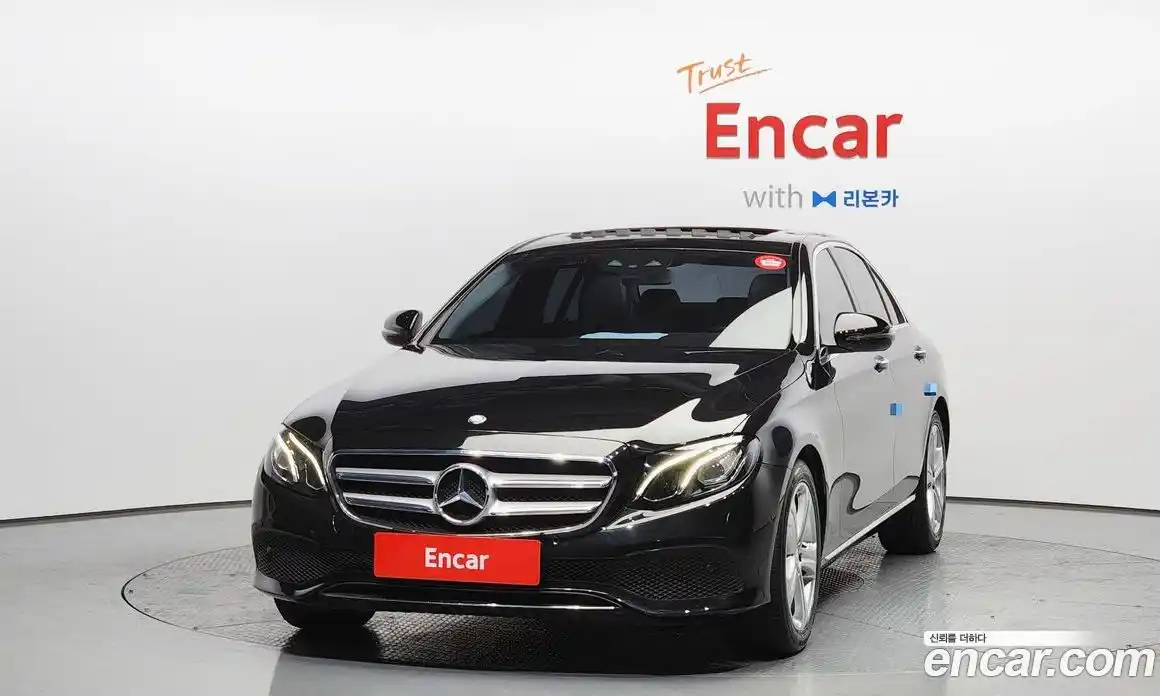 Mercedes-Benz E-Class 2017 2.0 Автомат в Москве № 161739, фото 7