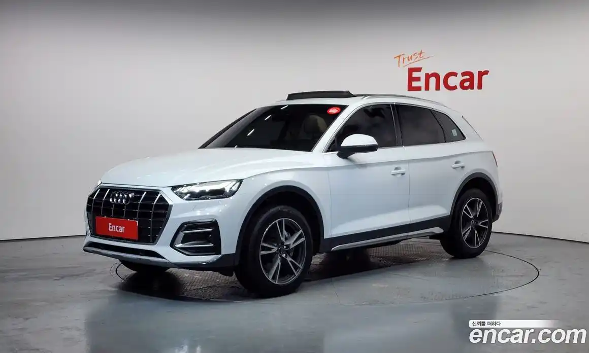 Audi Q5 2022 2.0 Автомат в Москве № 162586, фото 1