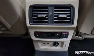 Audi Q5 2022 2.0 Автомат в Москве № 162586, миниатюра 10